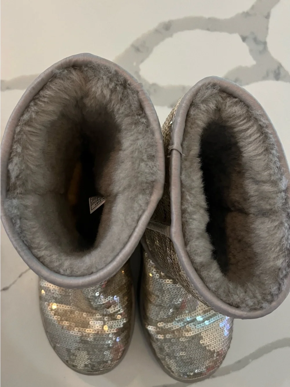UGG Australia Classic Short Sparkles Silver Sequin Boots Women's 7